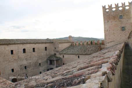Visiter Tolentino le château della Rancia