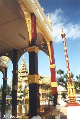photo Temple dans la région de Lashio birmanie