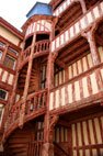 Visite de la ville de Troyes l'Hôtel du Lion Noir