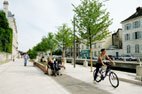 Visite de la ville de Troyes vélovoie le long des quais