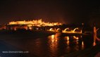 photo de la cité de carcassonne la nuit