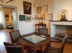 Visite du musée napoléonien sur l'ile d'Aix au fond le lit du général Baron gourgaud
