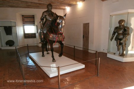 Château de Castelnaud chevalier en armure