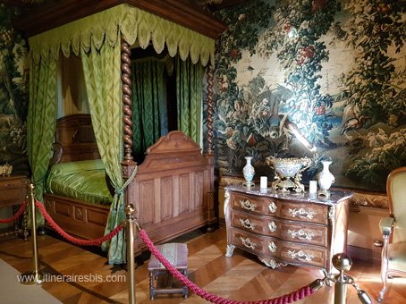 Le Château de Puymartin la chambre d’honneur