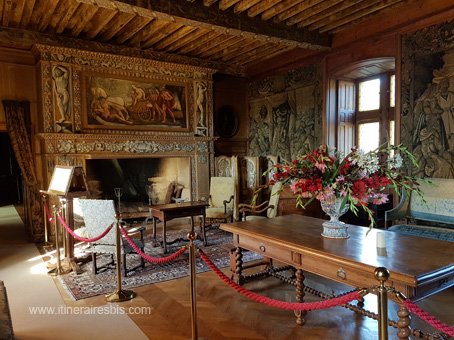 Le Château de Puymartin la salle des tapisseries