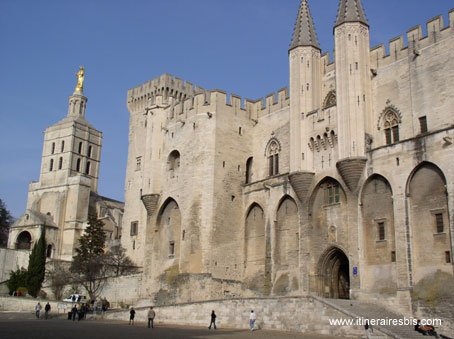 Visit Town of Avignon photograph of the Palate of the Popes in Avignon