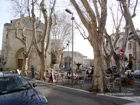 Visit Town of Avignon photograph small place in Avignon