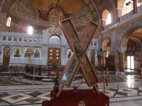 Visite de Patras la croix de Saint André
