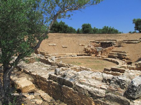 photo du théatre Romain de Aptera près de xania crète