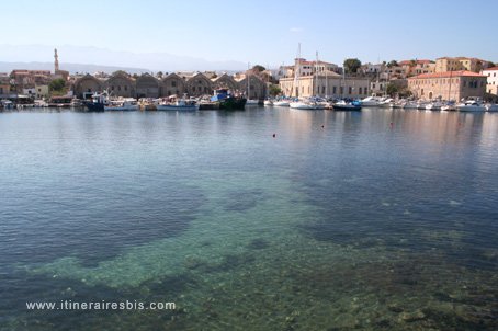 picture The Venitian port and the docs in Xania