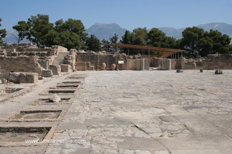 Visite du site archéologique de Phaistos la cour dallée