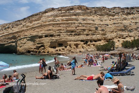 la plage de Matala