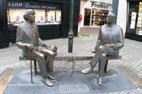 Visiter la ville de Galway les rues statue de Oscar Wilde