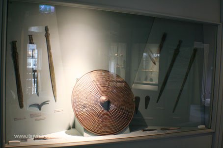 Visite de Limerick Le musée Hunt bouclier en bronze 750 av JC
