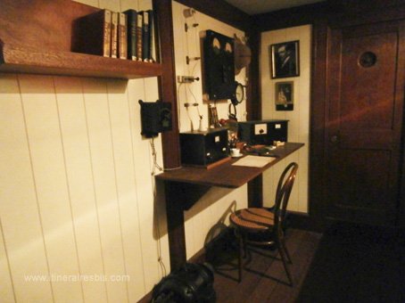 Visite du musée Galata de la mer à Gênes reconstitution du poste du radio