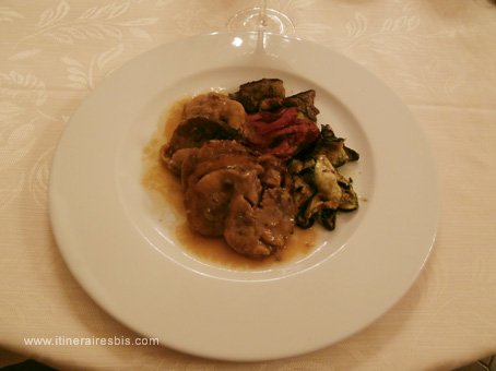 H&ocirc;tel Villa Quiete assiette de volaille sauce foresti&egrave;re