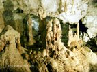 visite de la grotte de Frasassi tel un flot de magma
