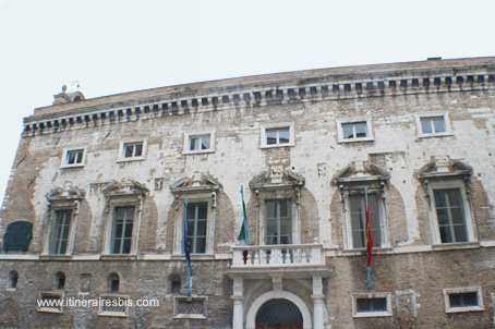 Le palais Anziani vu de derrière