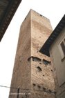 Vister Ascoli Piceno une des tours de la ville