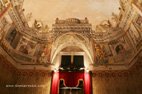 Visiter fermo le plafond de la mairie