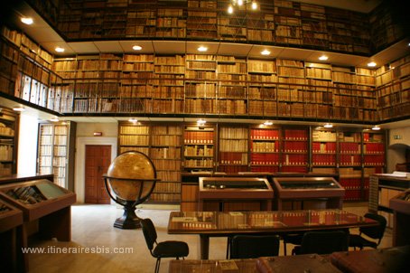 Visiter Jesi la bibliothèque Planettiana