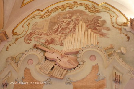 Visiter Jesi palais Pianetti galerie des stucs la musique