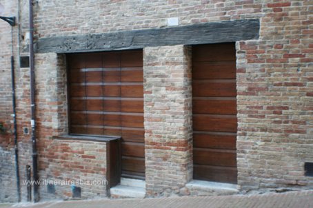 Visiter la ville de Urbino l'échoppe du père de Raphaël Giovani Santi