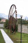 Musée du marbre de Carrare noria servant à refroidir les câbles pour couper le marbre