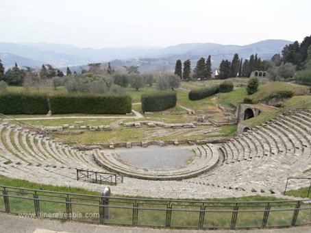 Visiter la ville de Fiesole théâtre romain
