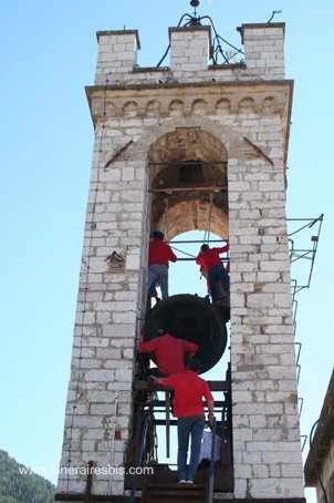 Visite de Gubbio photo sonneurs de cloches de Gubbio