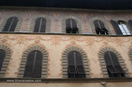 photo visite de Arezzo façade de maison à la mode Florentine