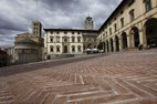 photo de la ville de Arezzo la Piazza Grande