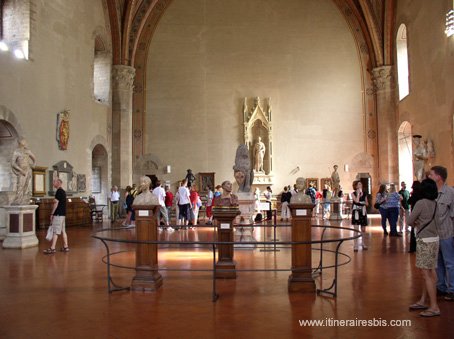 Photo Salle du musée Bargello de Florence Firenze