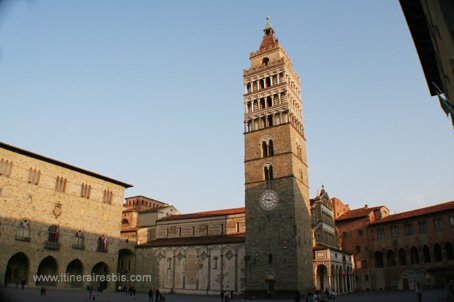 Visite de Pistoia Piazza del Duomo et la mairie