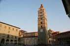 Pistoia la piazza del duomo et la mairie 