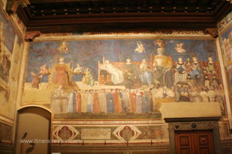 Visite de la ville de Sienne Palazzo Pubblico le musée Civique salle des 9