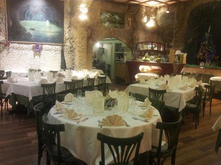 Restaurant scoglio di frisio Paccheri cacio pepe e cozze