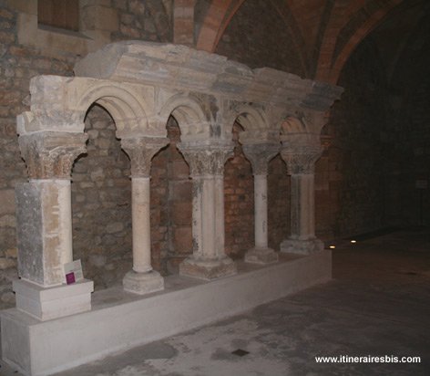 partie la plus ancienne du Palais du Tau, un ancien cloître